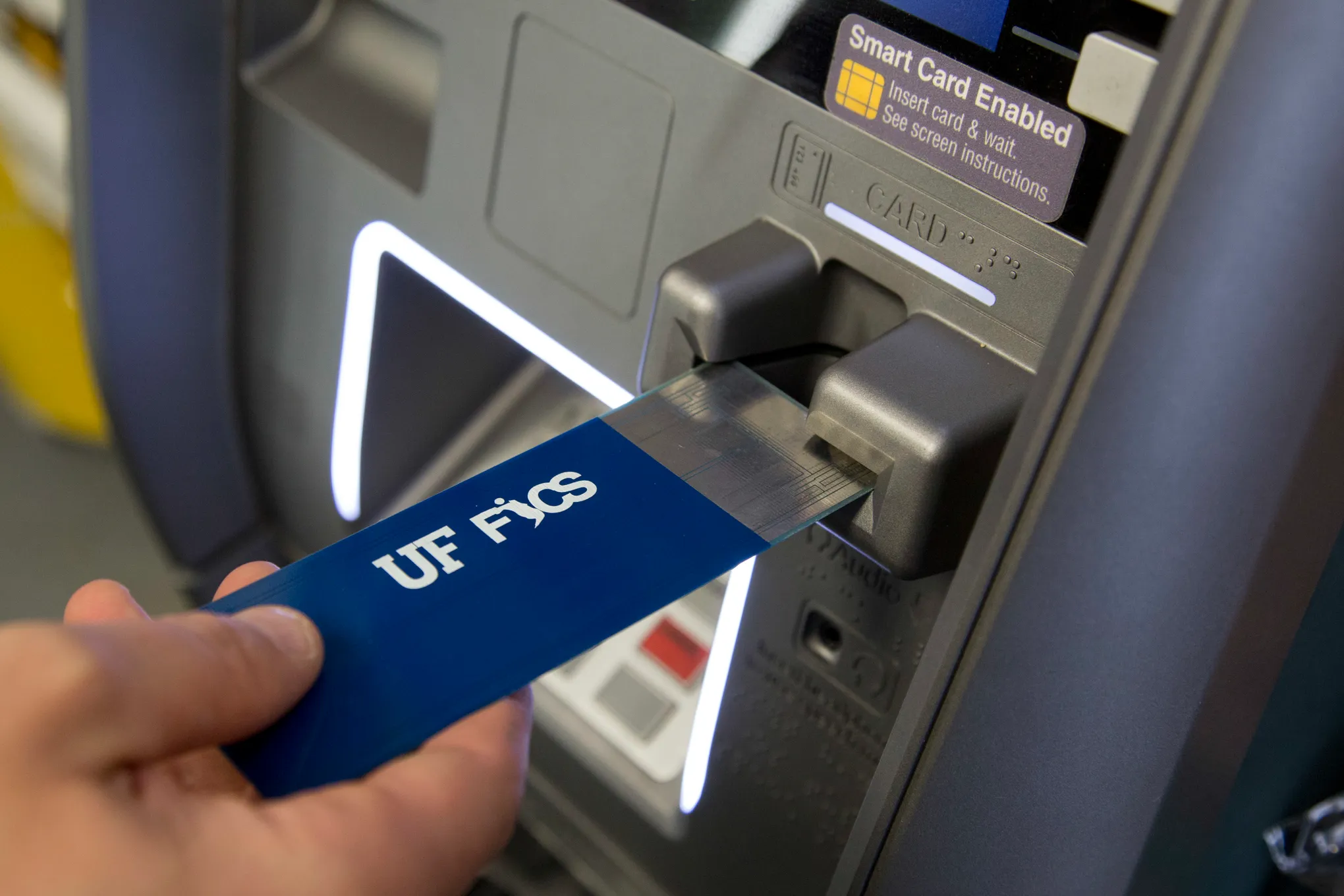 what is skimming a credit card