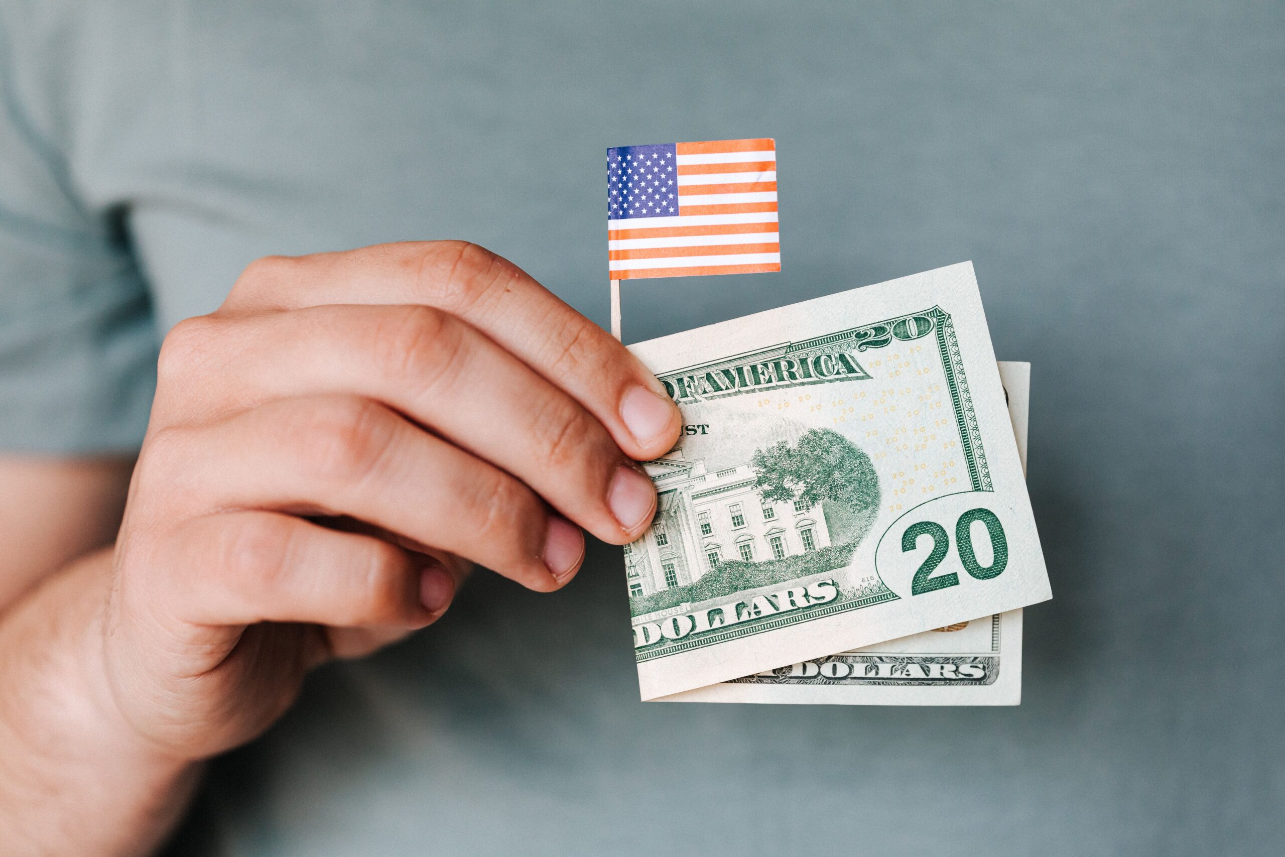 Wie man erkennt, ob ein 20-Dollar-Schein real ist
