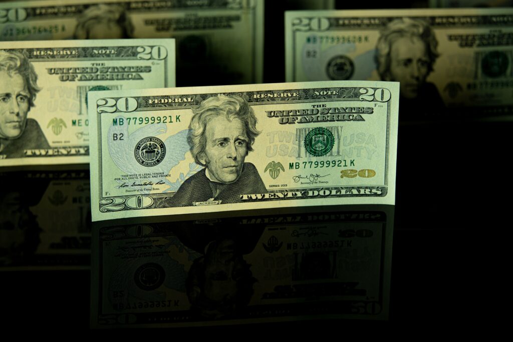 how to tell if a 20 dollar bill is real