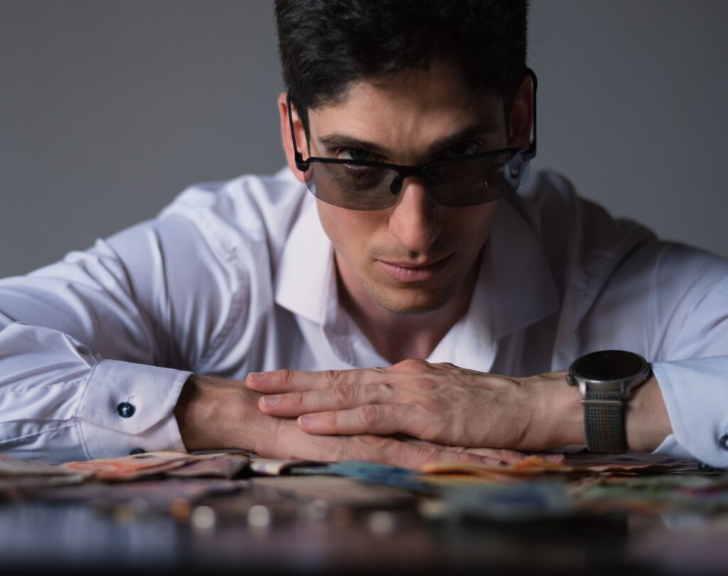 how hard is it to counterfeit money